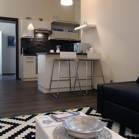 Vivid Csengery Apartment Budapest Phòng bức ảnh