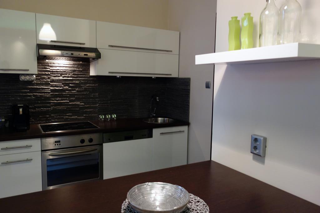 Vivid Csengery Apartment Budapest Phòng bức ảnh