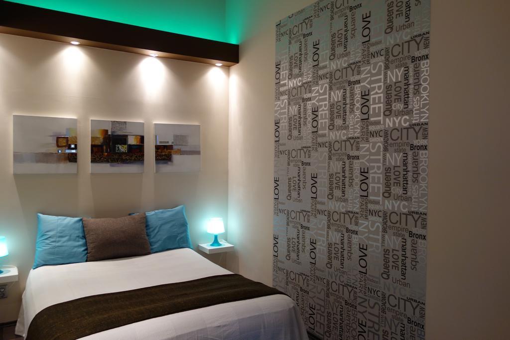 Vivid Csengery Apartment Budapest Phòng bức ảnh