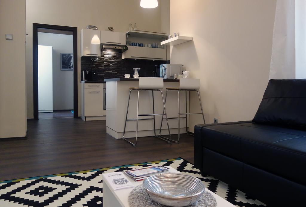 Vivid Csengery Apartment Budapest Phòng bức ảnh