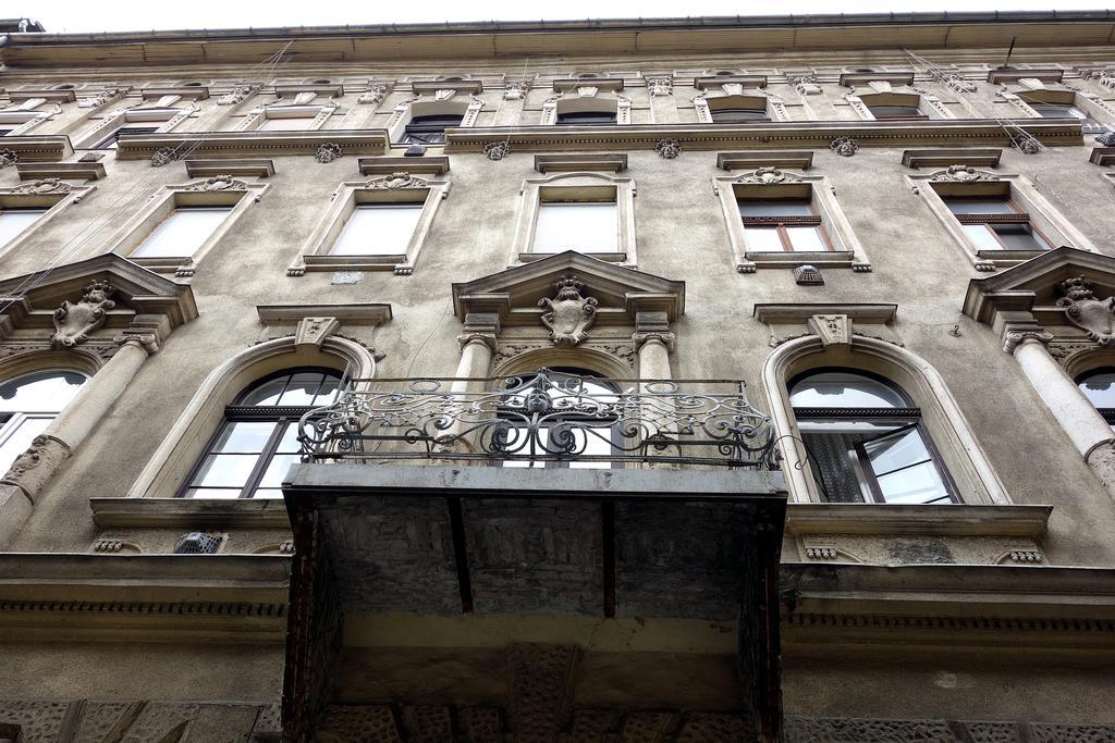 Vivid Csengery Apartment Budapest Phòng bức ảnh