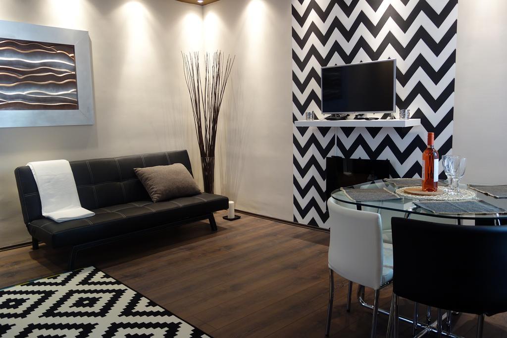 Vivid Csengery Apartment Budapest Phòng bức ảnh